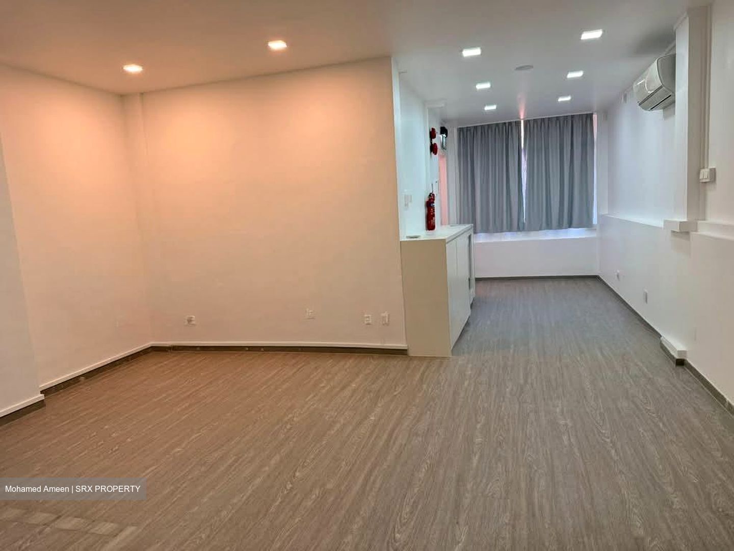 Joo Chiat Road (D15), Office #570525951